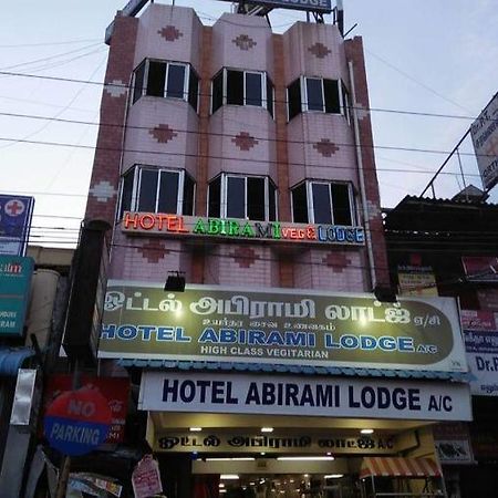Hotel Abirami Lodge Канчипурам Экстерьер фото